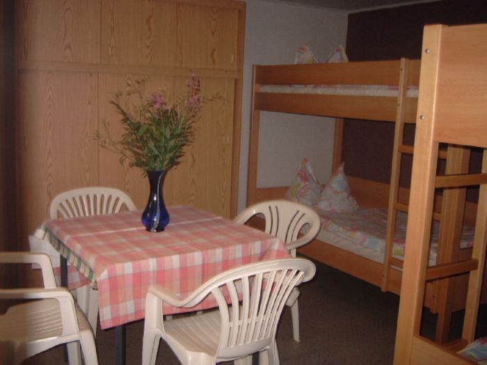 Schlafzimmer mit Doppelstockbett im Ferienlager in Limbach-Oberfrohna