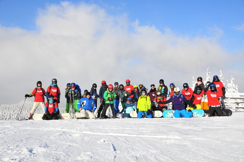 Ski- und Snowboard fahren im Wintercamp Tschechien