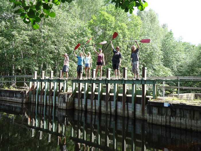 Freizeitspaß auf der Kanureise in Schweden