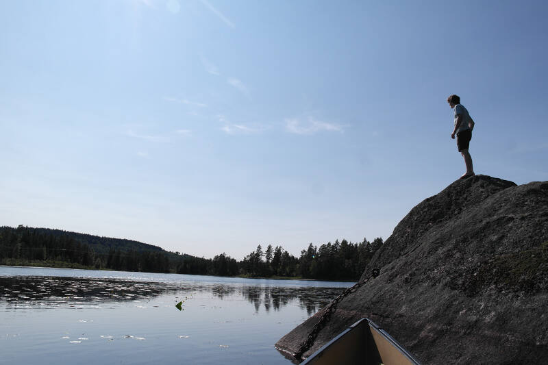 Badespaß am See auf der Jugendreise in Schweden