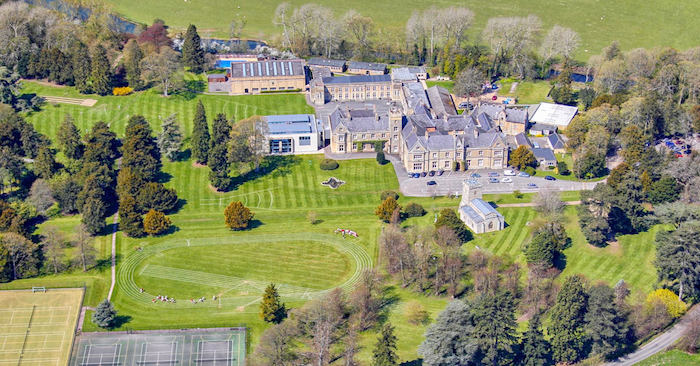 Luftbild der Schule auf der Sprachreise für Schüler in Oxoford
