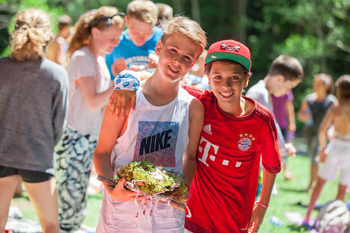 Zwei Jungs im Kidscamp Österreich