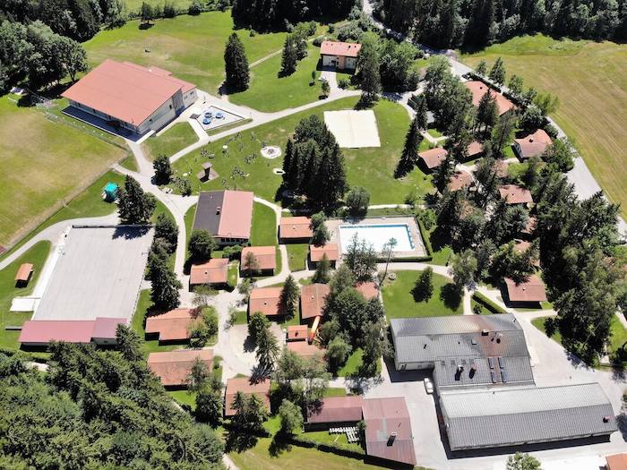 Drohnenfoto der Ferien-Sprachkurs-Unterkunft