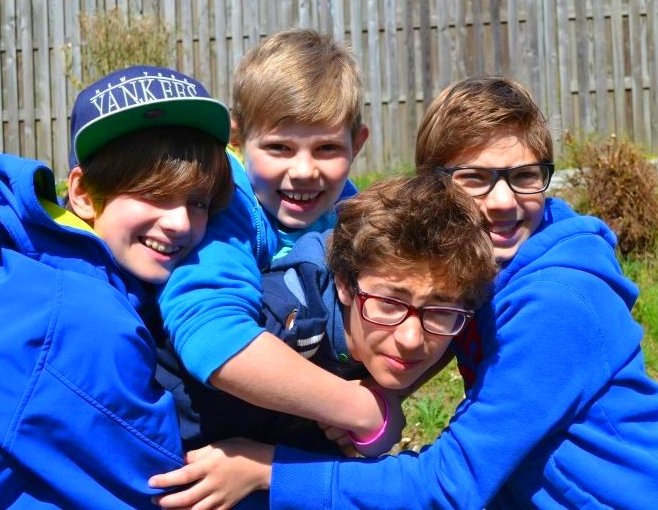 Jungs im Sommercamp