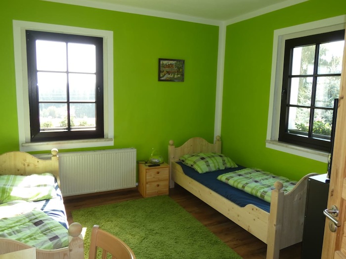 Grünes Zimmer im Herbstcamp Johanngeorgenstadt