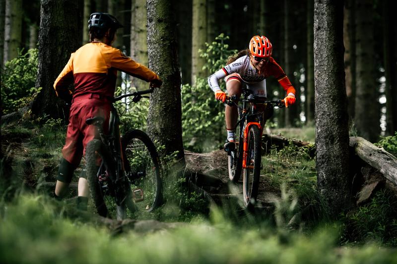Fahrrad fahren im Ferienlager Crispendorf