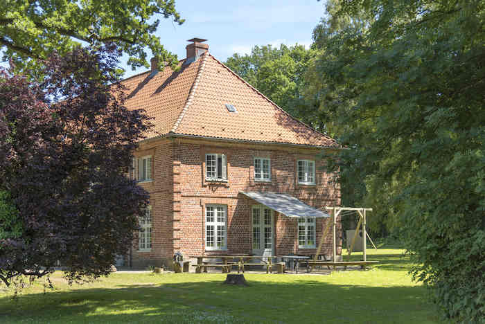 Der sonnige Garten im Kreativcamp Tanzen an der Ostsee
