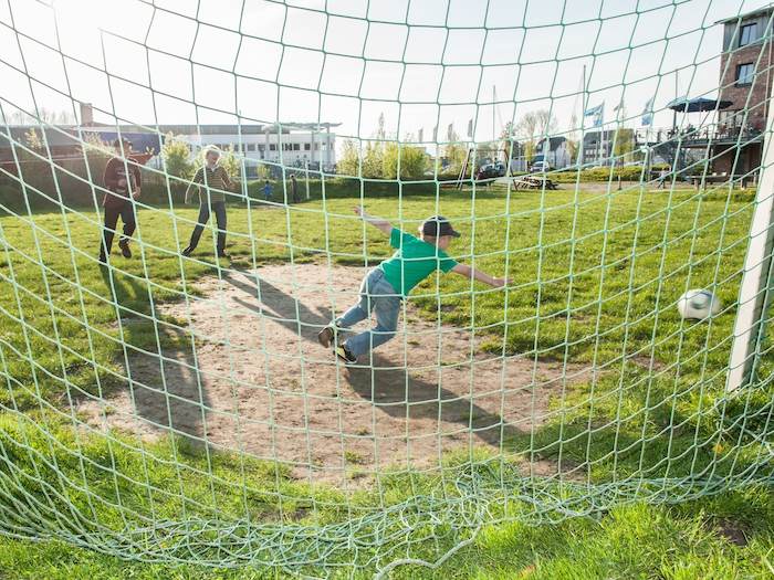 Torhüter in Action im Englisch-Camp Glückstadt