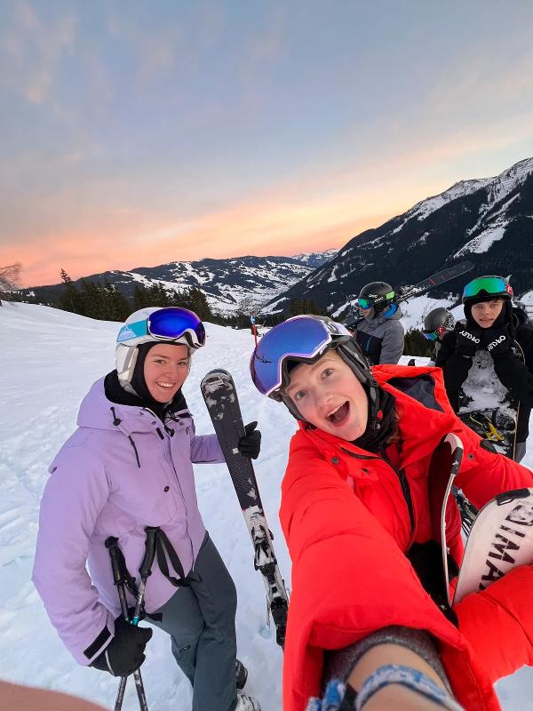 Ski- & Snowboardcamp Saalbach-Hinterglemm Young Generation Resort - Foto 1