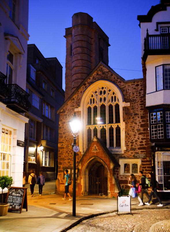 Sightseeing am Abend auf der Sprachreise Exeter England