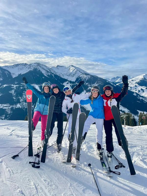 Ski- & Snowboardcamp Saalbach-Hinterglemm Jugendgästehaus Sonnegg - Foto 1
