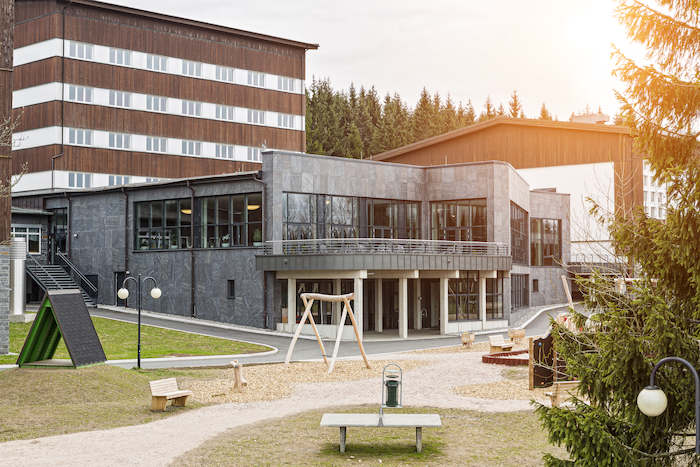 Die Jugendherberge des Hockeycamps ist modern