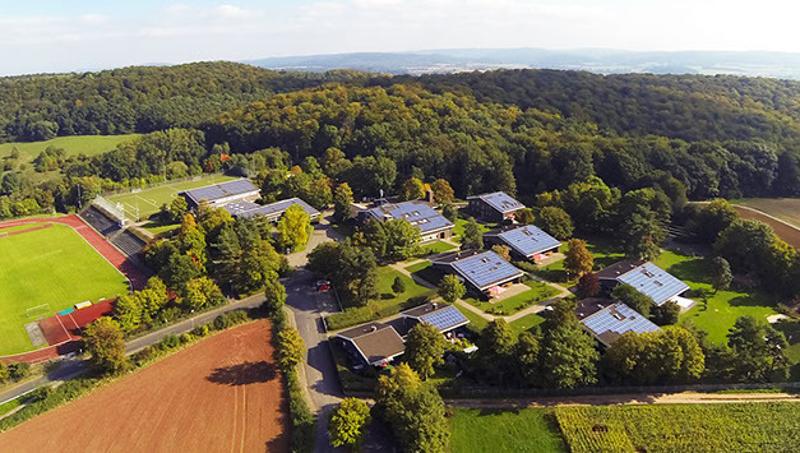 Das Gelände des Fußballcamps ist von oben zu sehen