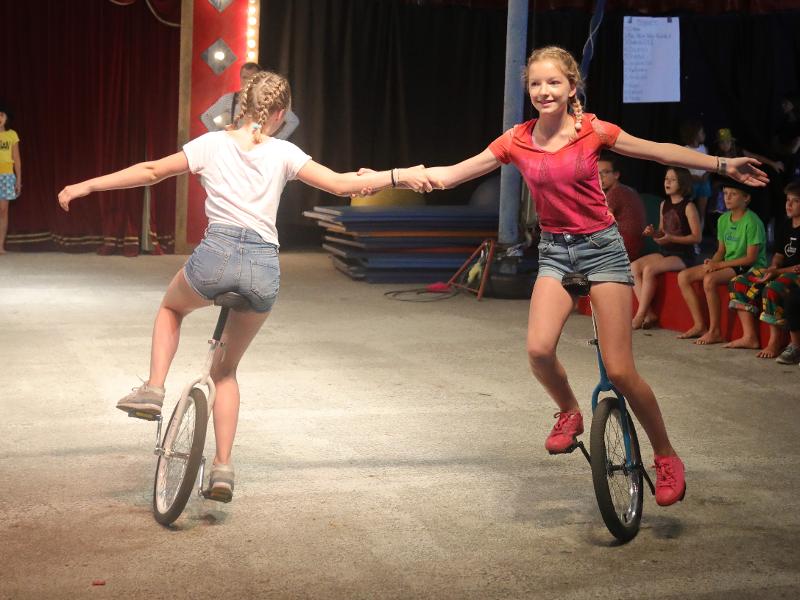 Manege frei im Zirkus-Ferienlager