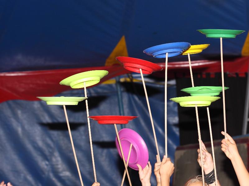 Alle machen mit im Zirkus-Ferienlager