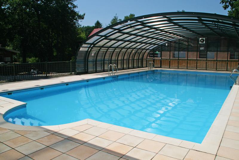 Im Sportcamp in Heino steht den Teilnehmern auch ein Pool zur Verfügung