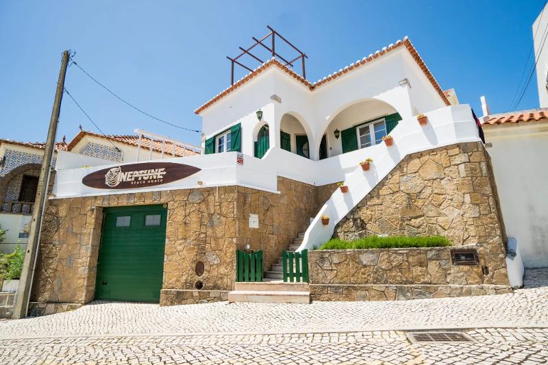 Ein großes Haus in der Stadt auf Sprachreise Portugal