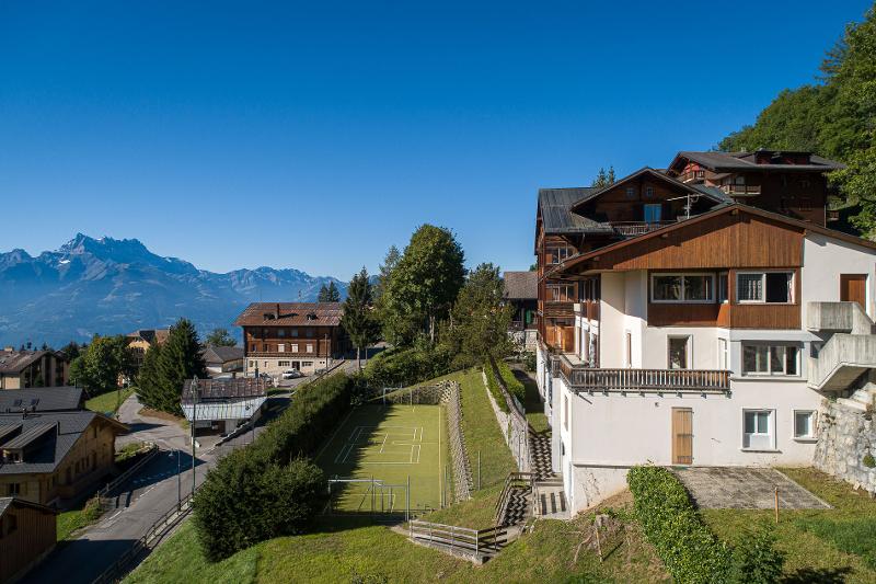 In den Sprachferien Schweiz habt ihr eine Unterkunft mit tollem Ausblick