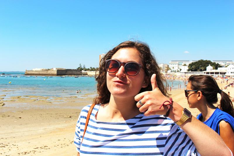 Auf Sprachreise Spanien in den Ferien gibt es nur Daumen hoch