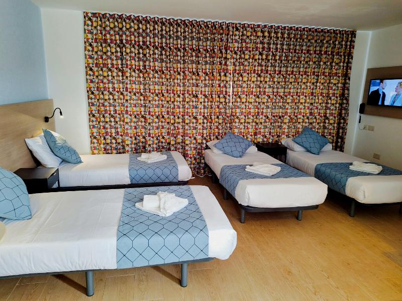4 Bett-Zimmer auf der Sprachreise nach Sliema in der Centre Residenz