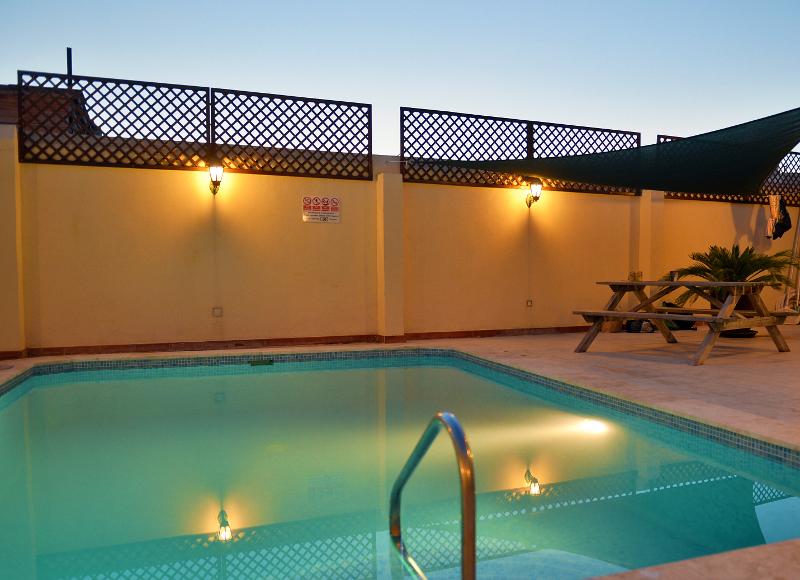 Die Unterkunft der Sprachreise Malta Schüler verfügt über einen kleinen Pool