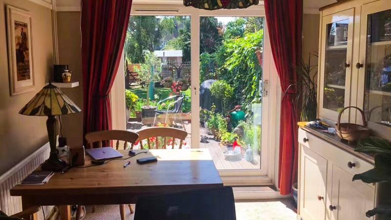 Das Esszimmer einer Gastfamilie ist auf Sprachreise Cambridge zu sehen