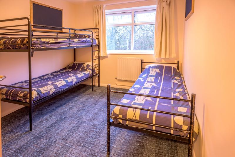 Betten in einem Zimmer auf Sprachreise England Schüler Gastfamilie