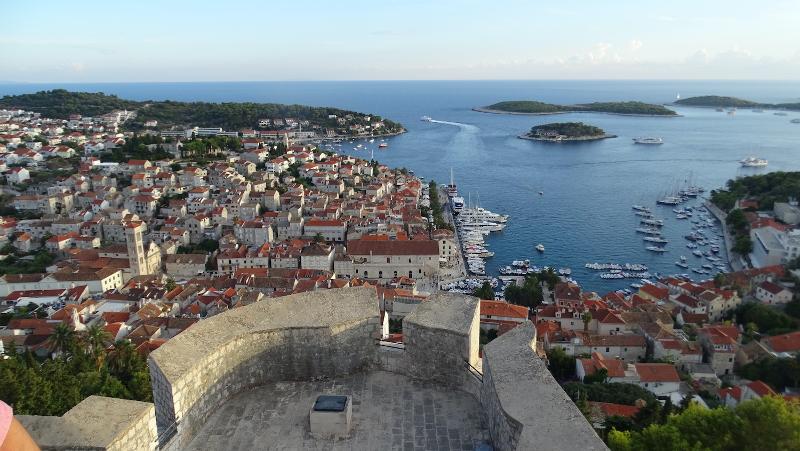 Eine kroatische Stadt bei einer Jugendreise ab 18