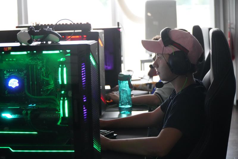 Gaming- und Sport-Tagescamp München Winter - Foto 1