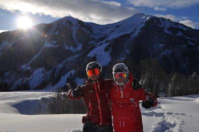 Ski- und Snowboardcamp Saalbach-Hinterglemm Ostern Ski- und Snowboardcamp Saalbach-Hinterglemm Ostern - Saalbach-Hinterglemm