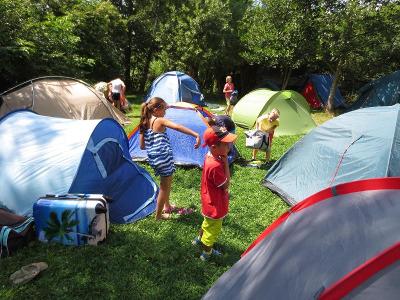 Der Zeltplatz der Kinder während der Ferienbetreuung