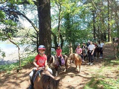 Stage Equitation Demi-Pension dans le Finistère Toussaint - Finistère