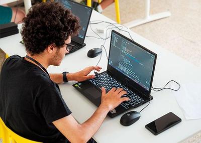 Campo estivo videogiochi Python base a Montecreto - Modena