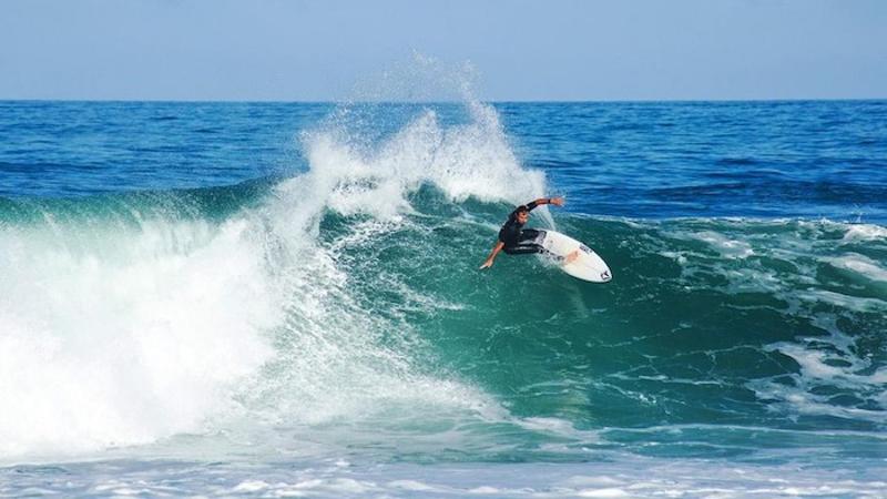 Jugendreisen mit Surfen